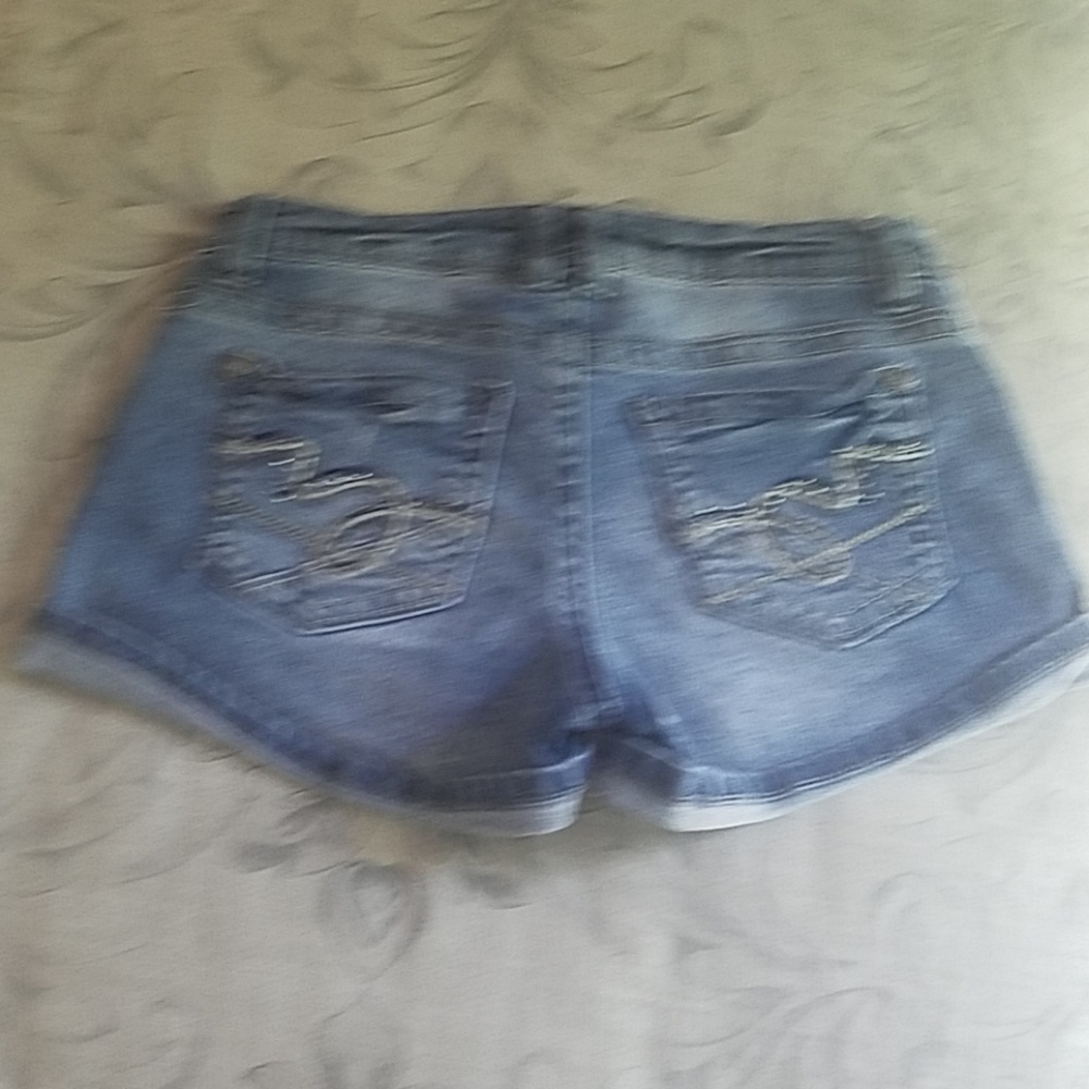 Jean shorts - Picture 2 of 2